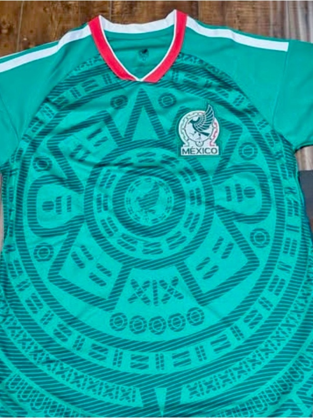 Source Unknown Green Mexico Aztec Graphic Soccer Tee with Red Trim